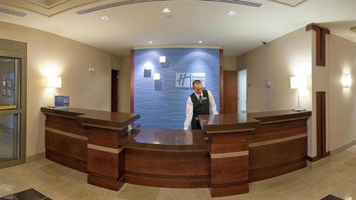 Hotel Express & Airport By Ihg